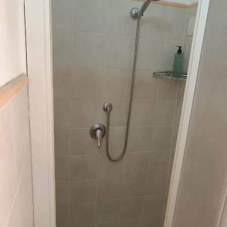 La Casa Del Prof. *